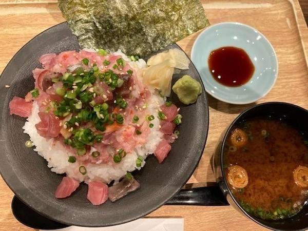 ねぎトロ丼.jpg