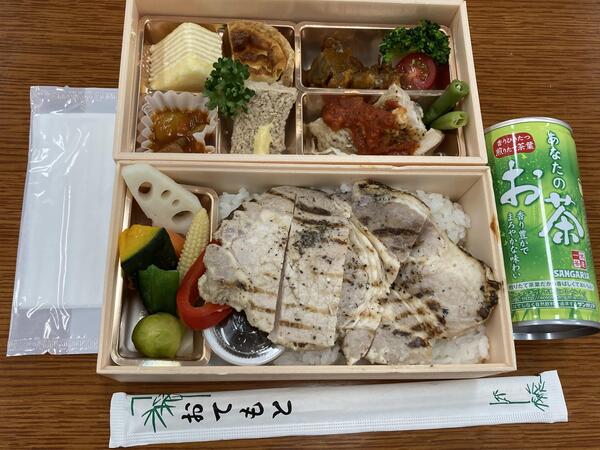 お弁当.jpg